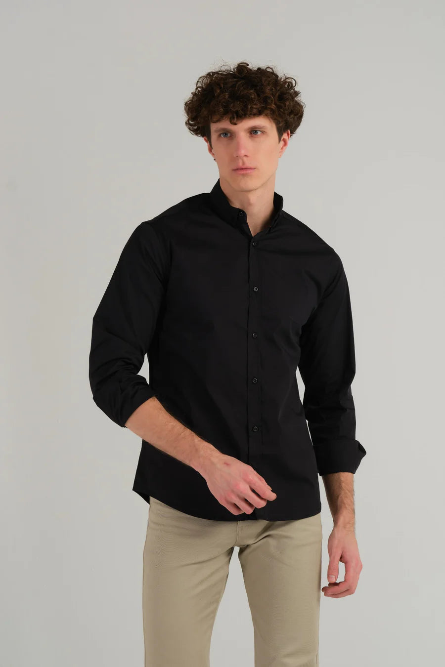 SOLID BLACK WOVEN SHIRT